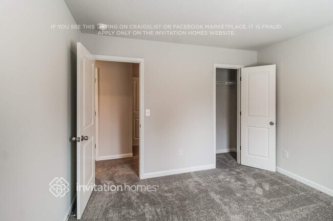 Building Photo - 371 Amelia Ln