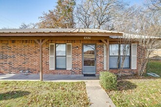 Building Photo - One Side of Very Nice Duplex West Granbury- 2 Bed, 2 Bath- 76049