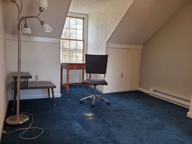 Building Photo - Cozy 2 Bedroom in Lancaster City