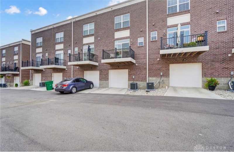 Building Photo - 25 Mill Run Pl