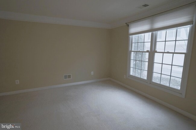 Building Photo - 1609 Leeds Castle Dr