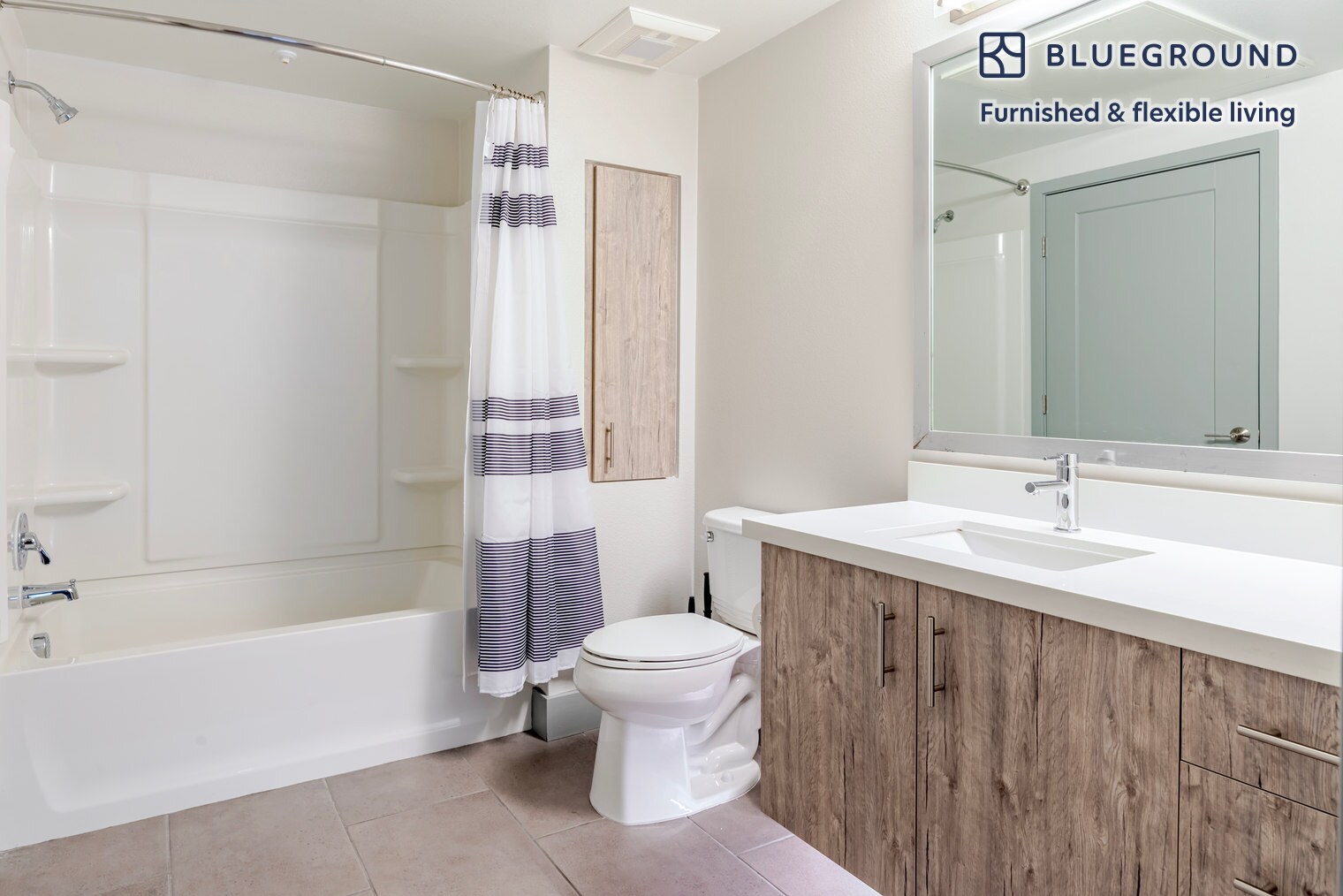 Building Photo - 1800 Lacassie Ave