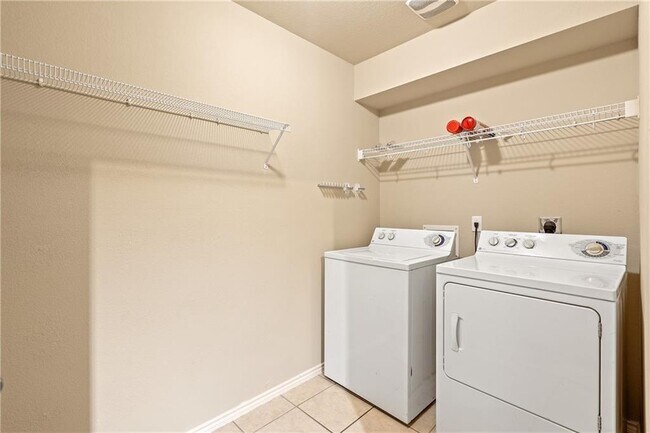 Building Photo - 2605 Butler Way