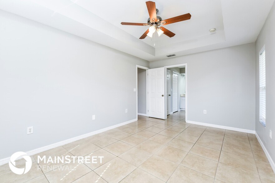 Building Photo - 3317 20th St W