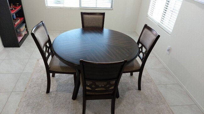 Building Photo - Home for rent