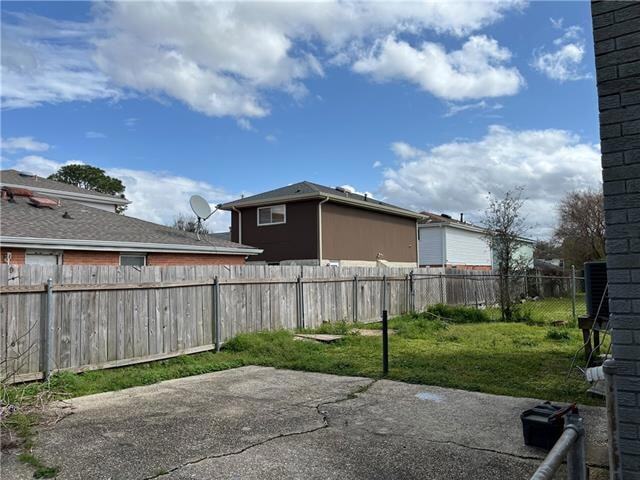 Building Photo - 6095 Wilton Dr