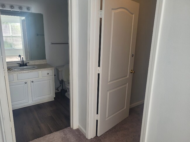 Building Photo - 17920 Villa Creek Dr
