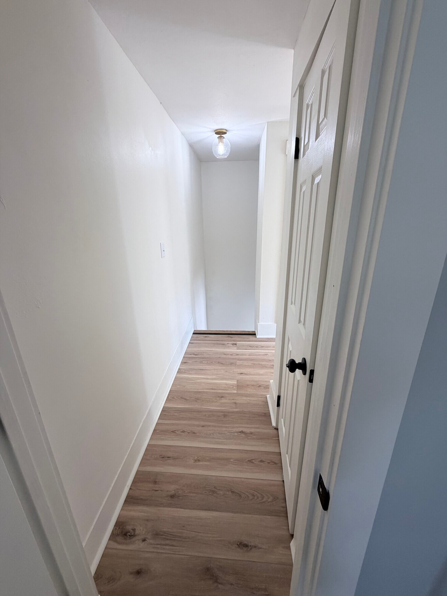 Upstairs Hallway - 221 Baldwin St