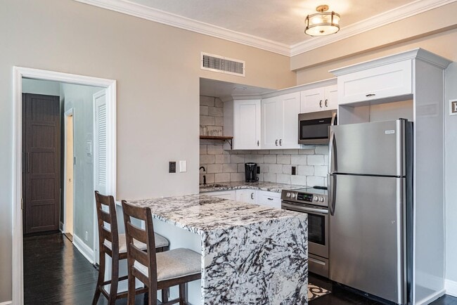 Building Photo - 2109 Bayshore Blvd