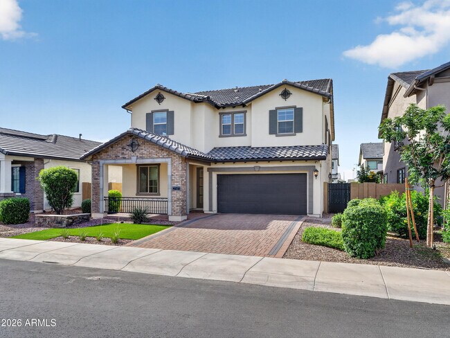 Building Photo - 2141 E Flamingo Way