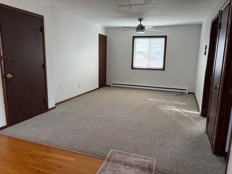 Building Photo - 3 Bergh St