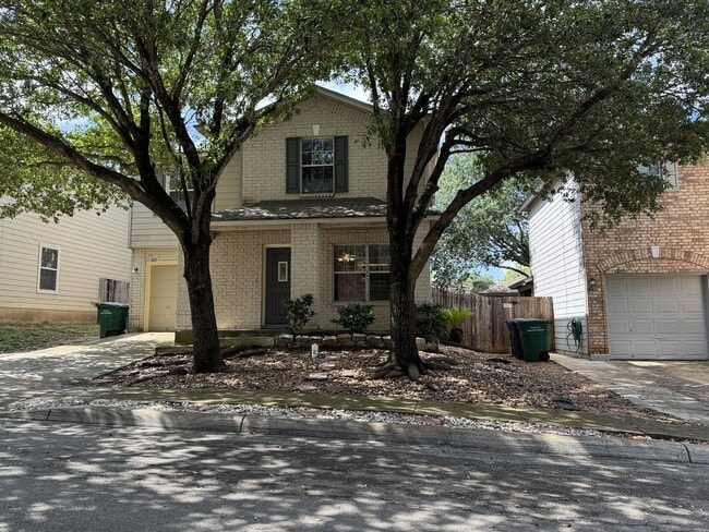 Building Photo - NEW PAINT (MAY 2026)  |  NO CARPET  |  EXCELLENT LOCATION NEAR 151, 1604 & 410