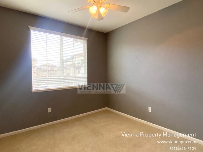 Building Photo - 3301 Leiper Loop