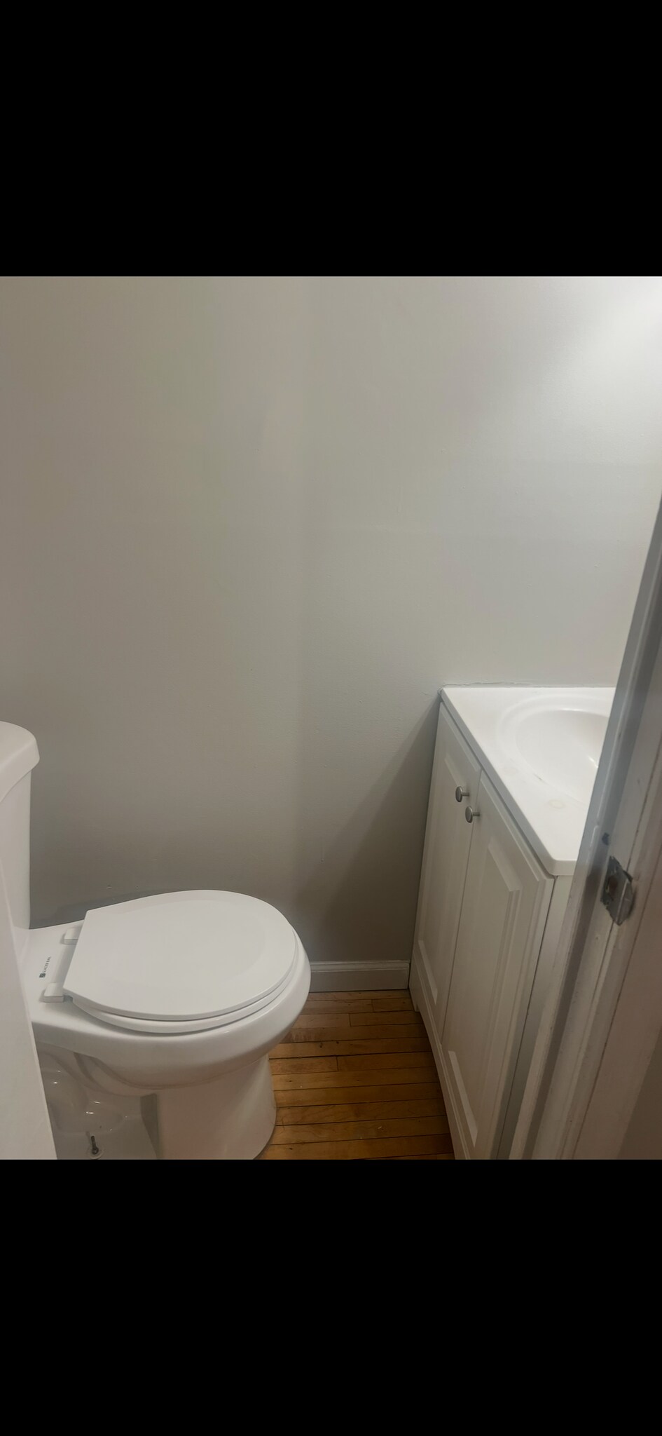 Building Photo - 220 Colgate Ave