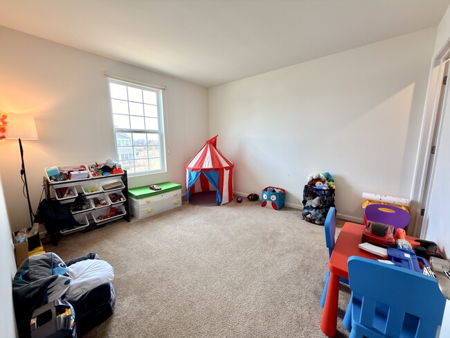 Building Photo - 12460 S Compass Ave