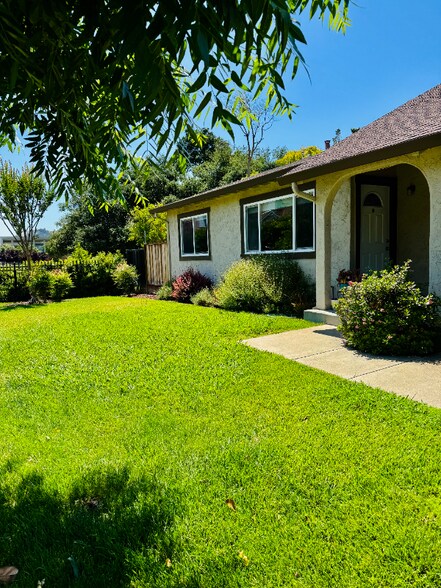 Primary Photo - 17205 Markross Ct