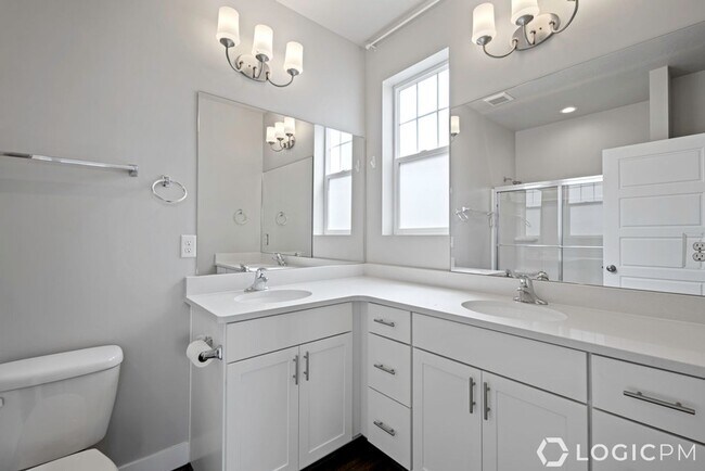 Building Photo - 7862 S 5440 W