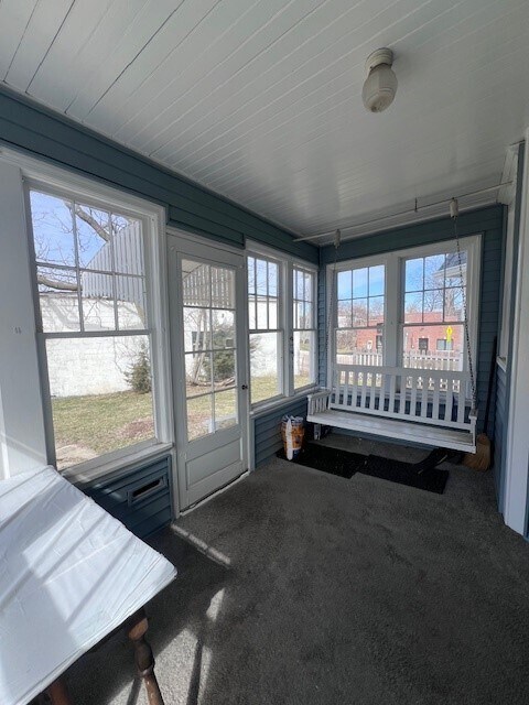 Building Photo - 317 Lake Ave