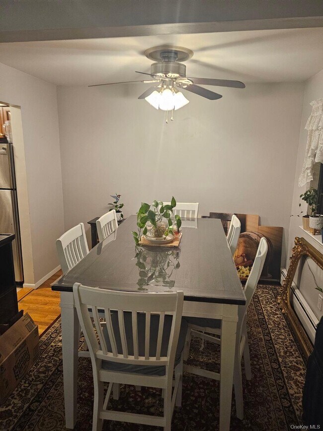 Building Photo - 4 Darian Ct