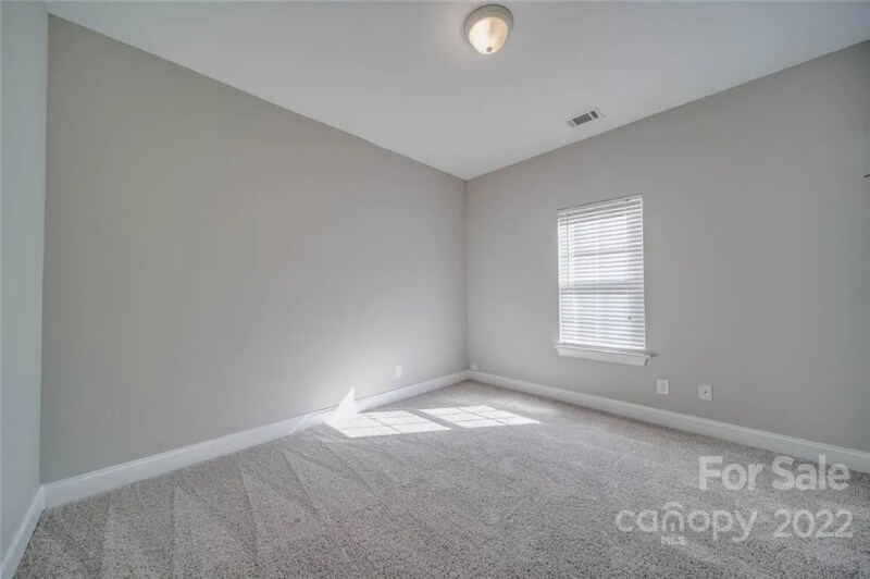 Building Photo - 5814 Bradford Lake