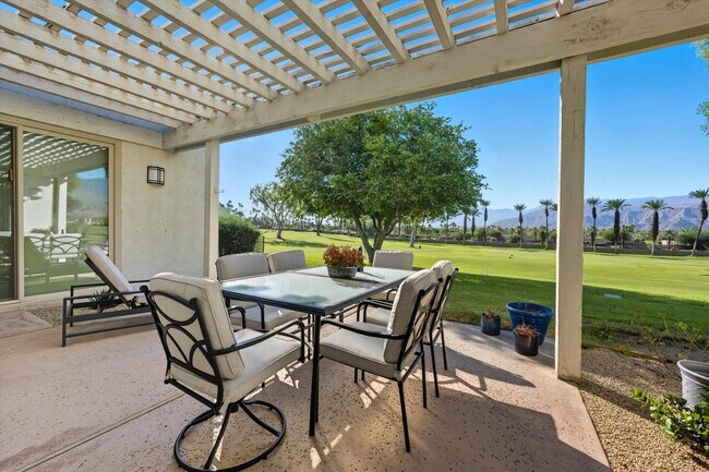 Building Photo - 809 Inverness Dr
