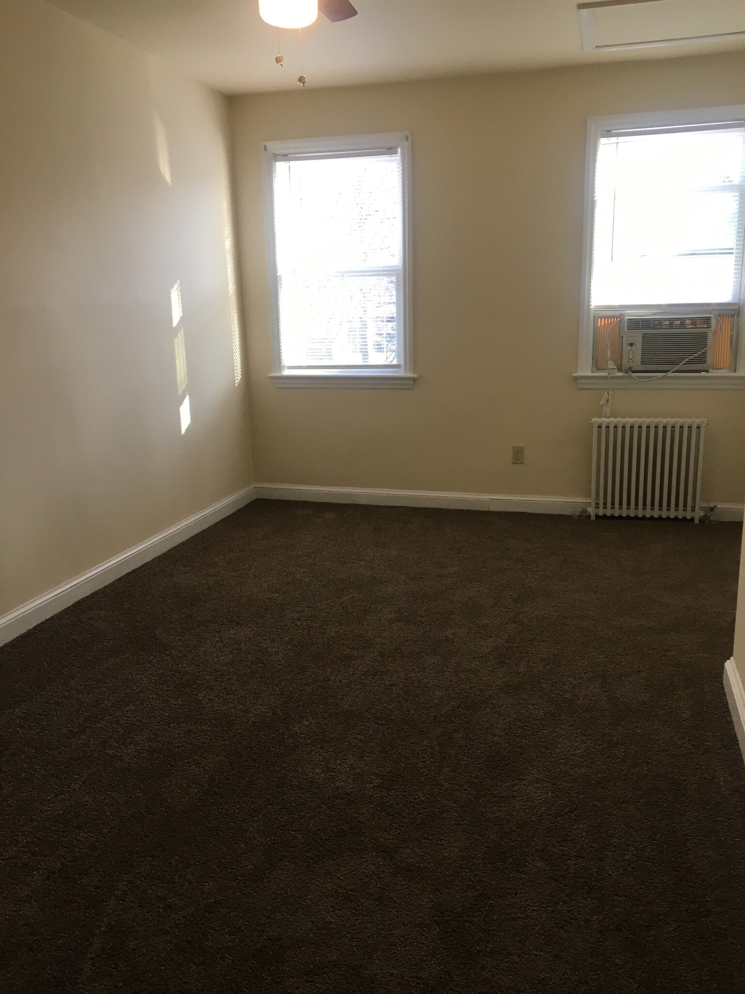 Building Photo - 3310 Perry St