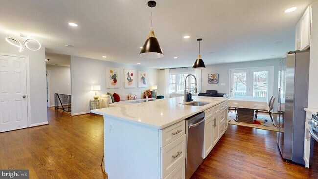 Building Photo - 4707 Holborn Ave