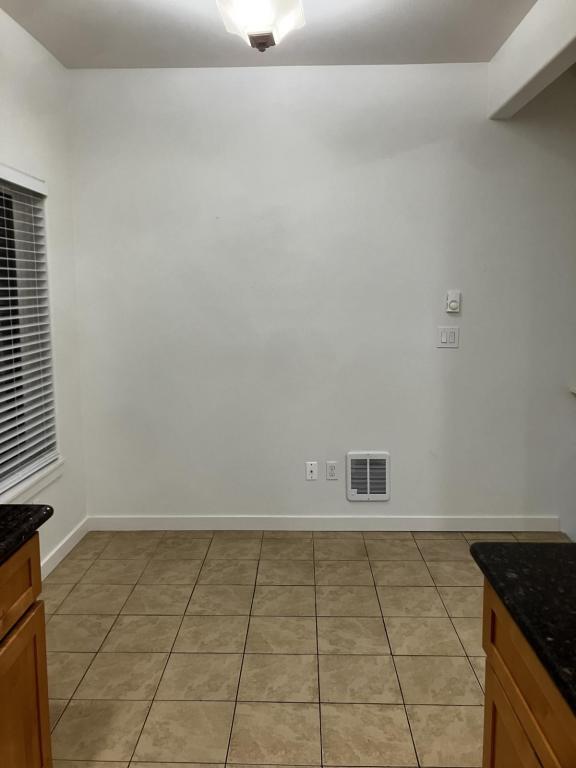 Building Photo - 2915 S 47th St