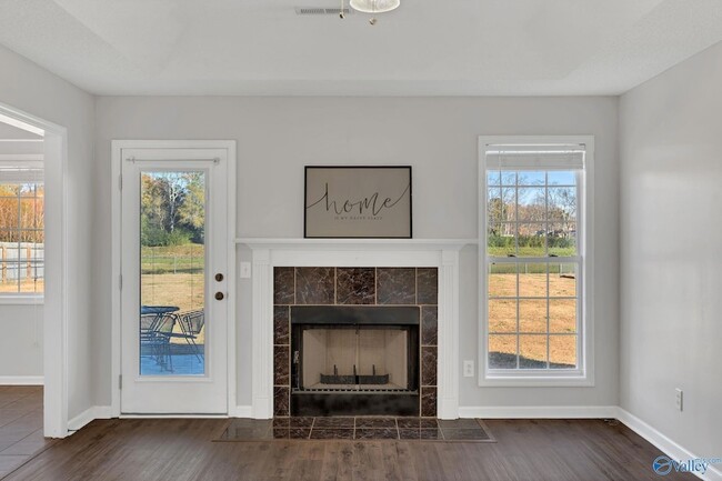 Building Photo - 113 Delta Pine Dr