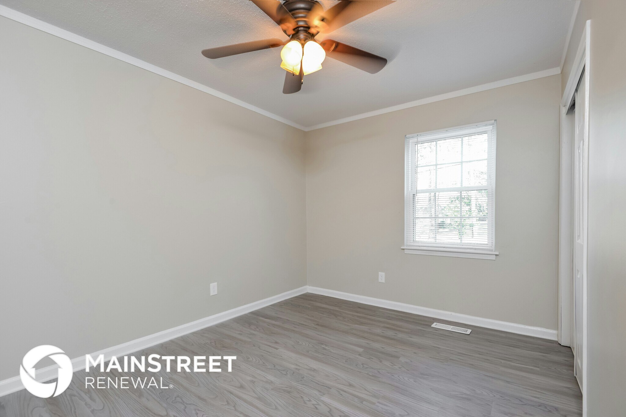 Building Photo - 1733 Molly Dr