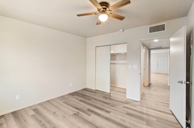 Building Photo - Recent Remodel on Lee Street!