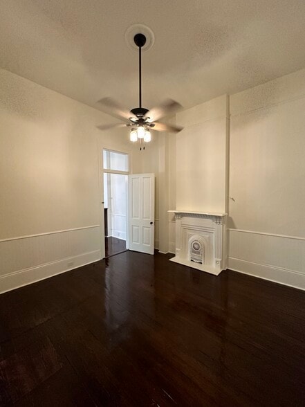 Bedroom 2 - 3821 Dauphine St