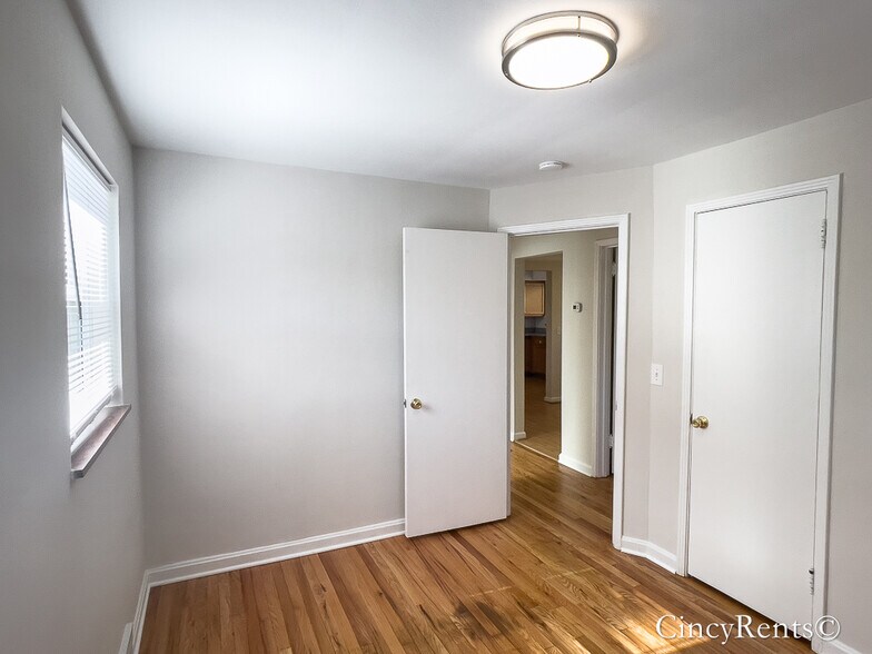 Building Photo - 3970 N Fordham Pl