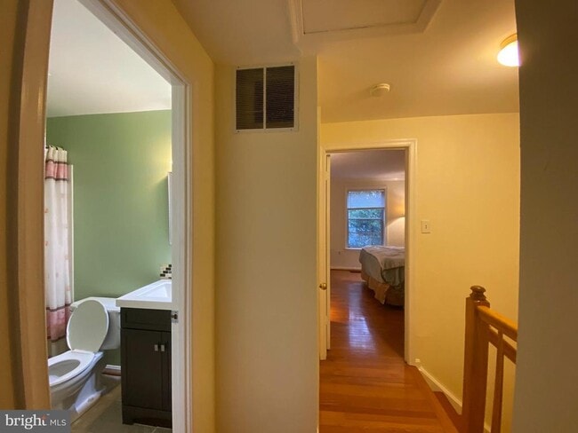 Building Photo - 10523 Polk Square Ct