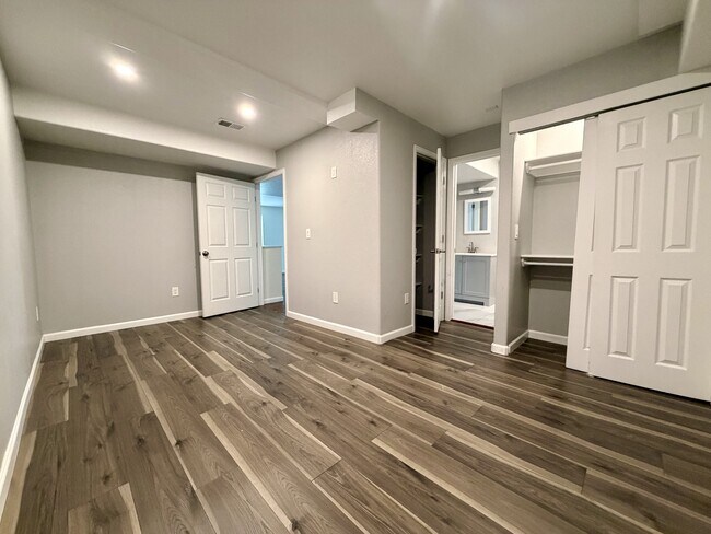 Building Photo - 653 Millet Cir