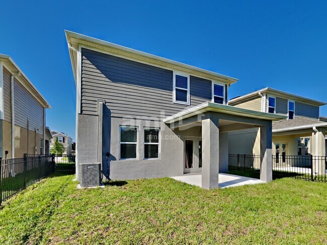 Building Photo - 27349 St Andrews Ave