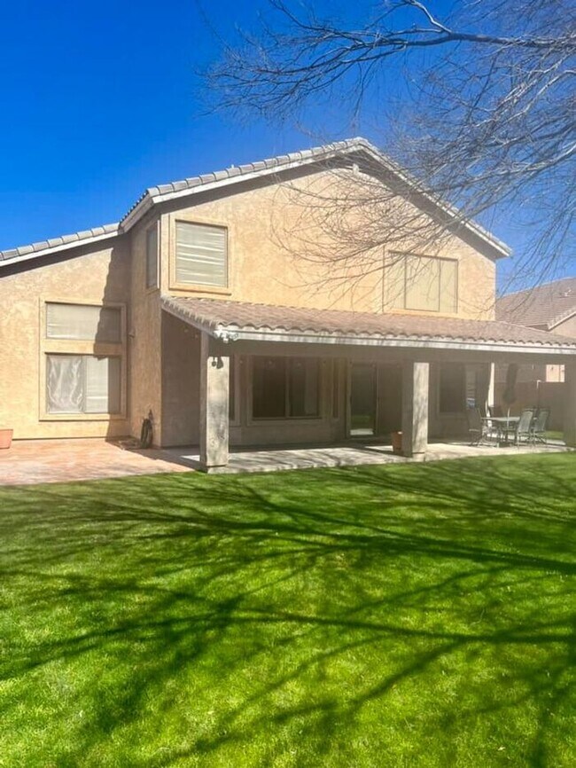 Building Photo - 5-bedroom in the heart of Gilbert
