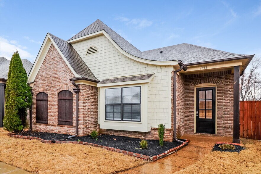 Building Photo - 1981 Rochelle Ln