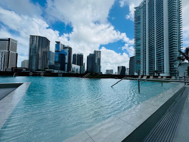 Building Photo - 350 S Miami Ave