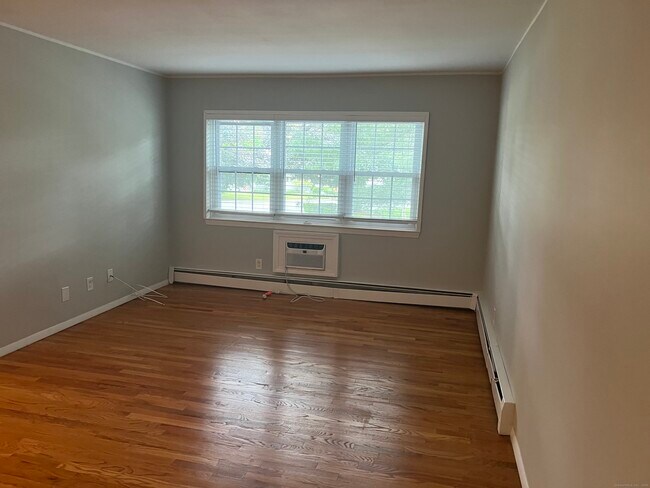 Building Photo - 1120 New Haven Ave