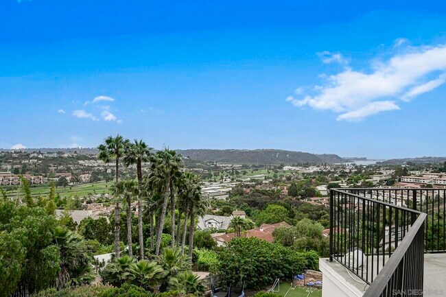 Building Photo - 7335 El Fuerte St