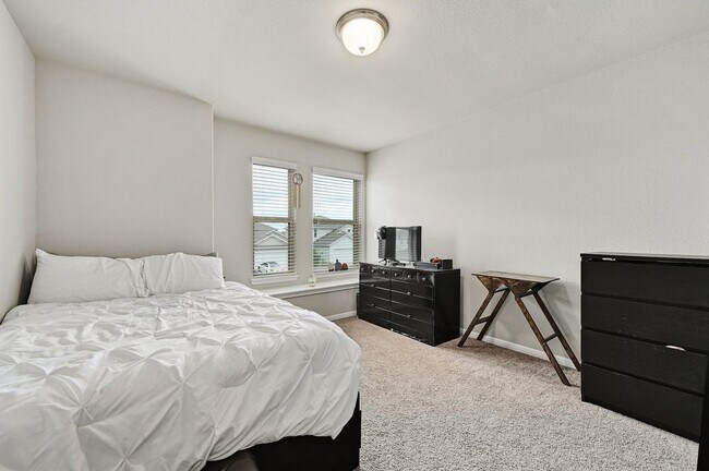 Building Photo - 4 Bedroom Home in Shadow Creek Available for Mid-July Move-In