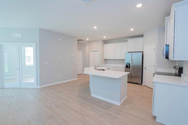 Building Photo - 4010 Westwood Flds Lp