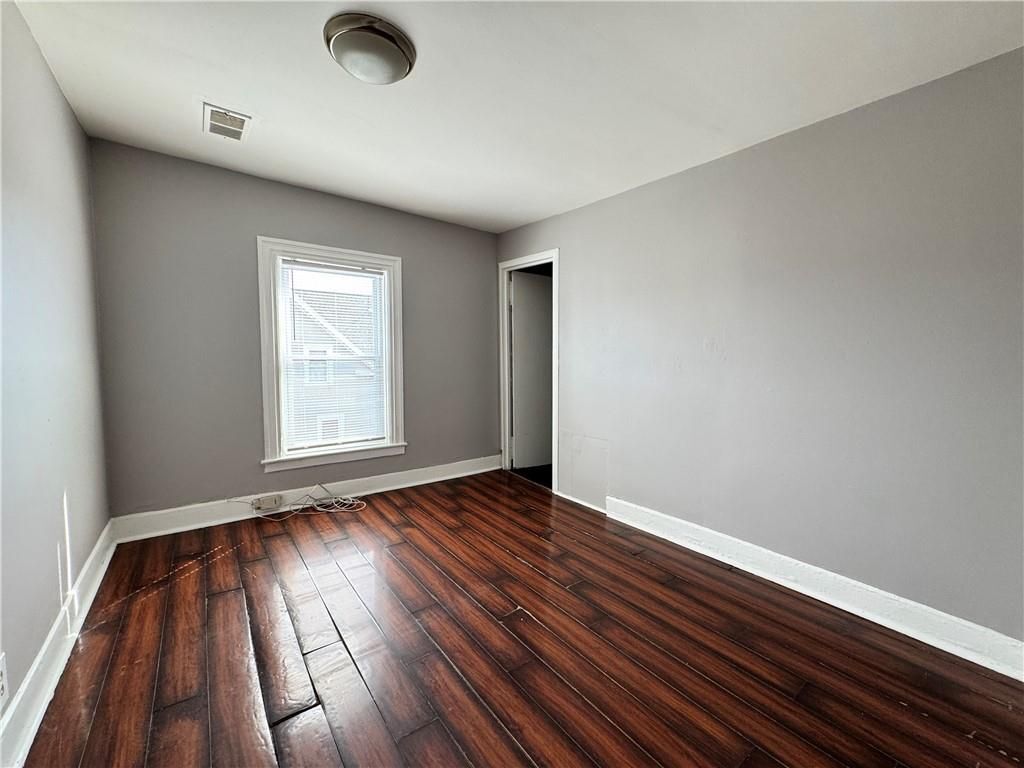 Building Photo - 910 Atwells Ave