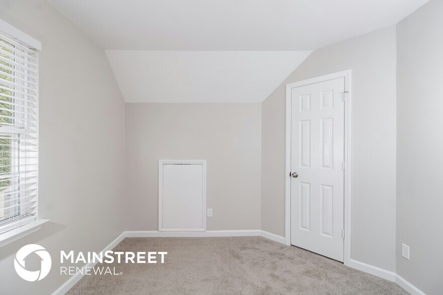 Building Photo - 3429 Tinley Park Dr