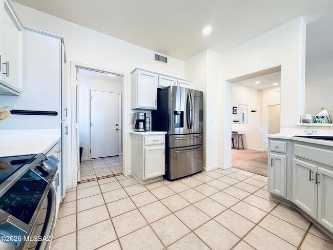 Building Photo - 14175 N Buckingham Dr