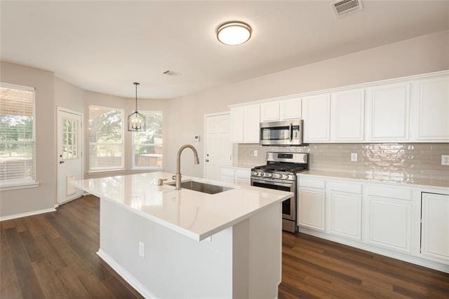 Building Photo - 405 Mimosa Dr