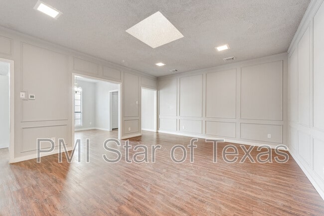 Building Photo - 13214 Fall Manor Dr