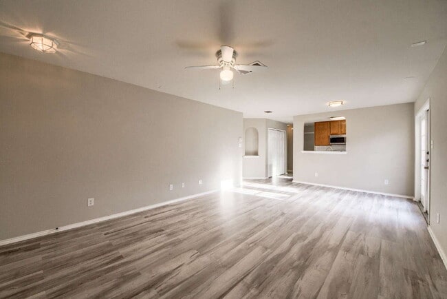 Building Photo - Charming 3-bedroom, 2-bathroom home in Wildhorse!