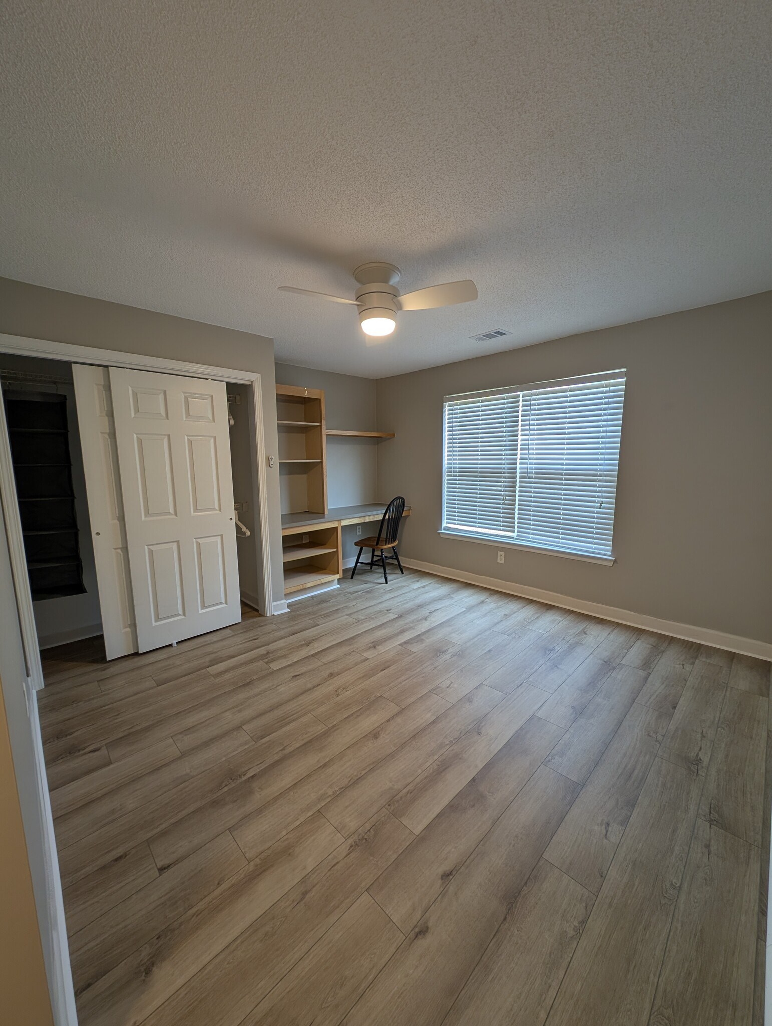 Building Photo - 811 Harts Cove Way